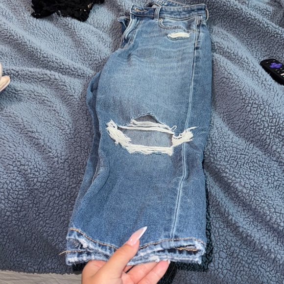 American Eagle Outfitters Blue Mom Jeans - Picture 1 of 4